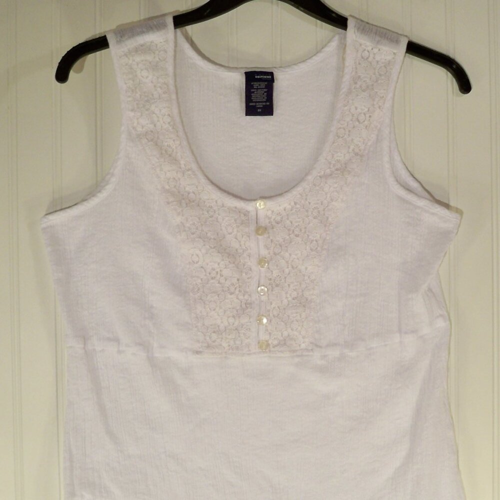Basic Editions Woman, White Lase Flowers Tank Top, 2X